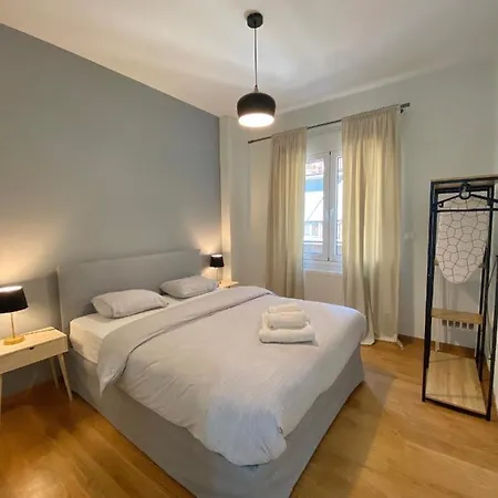 Luxury 1 Bedroom Flat *